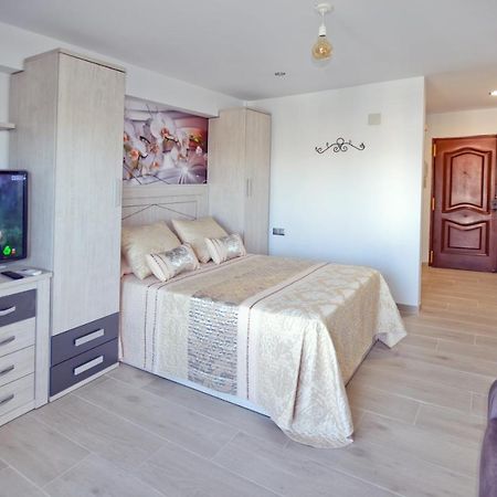 Avda Tore Tore Edif Malaga Torre Del Mar Exterior photo