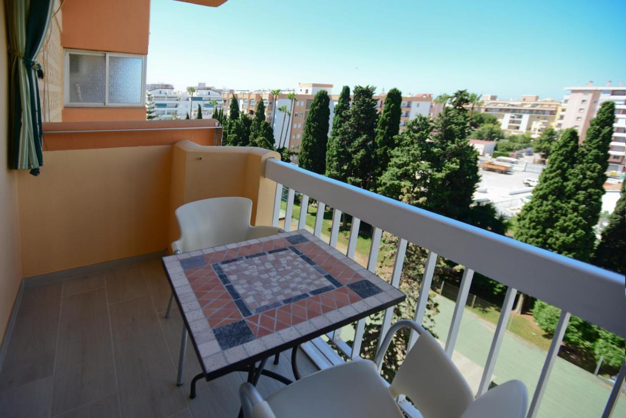 Avda Tore Tore Edif Malaga Torre Del Mar Exterior photo